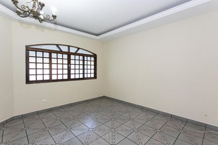 Casa à venda com 220m², 3 quartos e 6 vagasSala 2