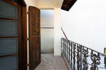 Casa à venda com 220m², 3 quartos e 6 vagasVaranda da Suíte