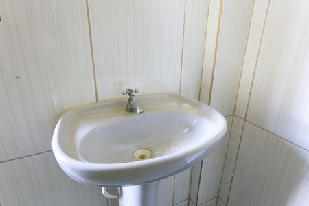 Casa à venda com 220m², 3 quartos e 6 vagasLavabo da Garagem 1