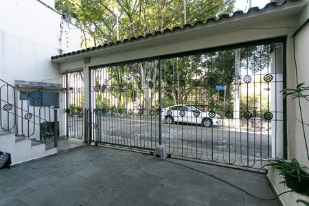 Casa à venda com 220m², 3 quartos e 6 vagasGaragem