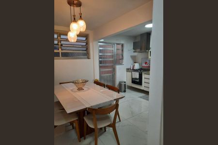 Casa à venda com 100m², 2 quartos e 1 vaga Casa à venda com 100m², 2 quartos e 1 vagaFoto 09