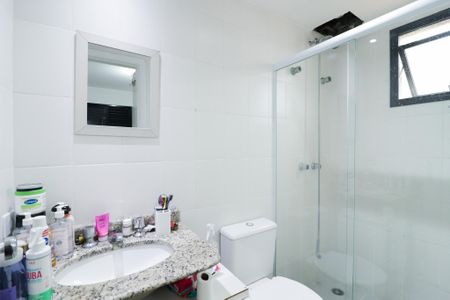 Apartamento à venda com 60m², 3 quartos e 1 vaga Apartamento à venda com 60m², 3 quartos e 1 vagaBanheiro da Suíte