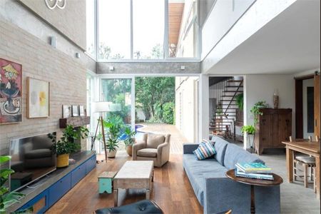 Casa à venda com 225m², 4 quartos e 4 vagasFoto 03