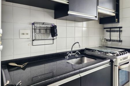 Apartamento à venda com 84m², 3 quartos e 2 vagasCozinha 