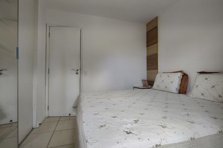 Casa de condomínio à venda com 145m², 3 quartos e 2 vagasSuíte