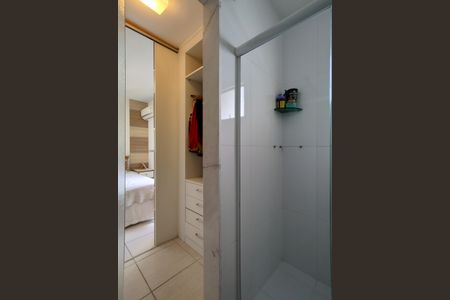 Casa de condomínio à venda com 145m², 3 quartos e 2 vagasBanheiro da Suíte