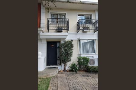 Casa de condomínio à venda com 145m², 3 quartos e 2 vagasFachada