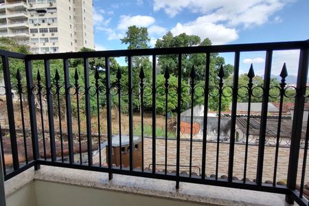 Casa de condomínio à venda com 145m², 3 quartos e 2 vagasVaranda da Suíte