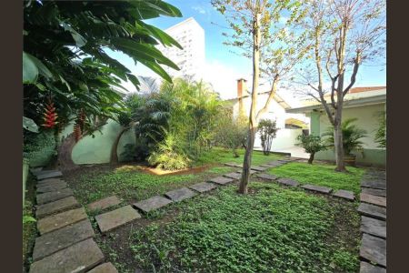 Casa à venda com 260m², 3 quartos e 5 vagas Casa à venda com 260m², 3 quartos e 5 vagasFoto 21