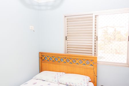 Apartamento à venda com 75m², 3 quartos e 2 vagasQuarto 2