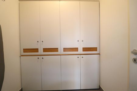 Apartamento à venda com 260m², 3 quartos e 4 vagasQuarto de serviço