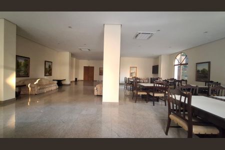 Apartamento à venda com 260m², 3 quartos e 4 vagas Apartamento à venda com 260m², 3 quartos e 4 vagasSalão de festas