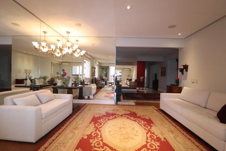 Apartamento à venda com 260m², 3 quartos e 4 vagasSala