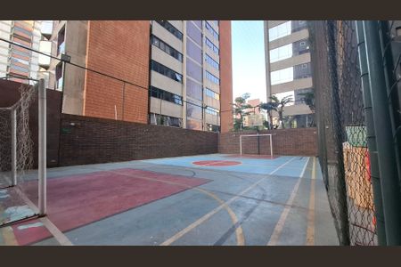 Apartamento à venda com 260m², 3 quartos e 4 vagas Apartamento à venda com 260m², 3 quartos e 4 vagasÁrea comum -Quadra