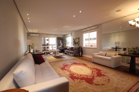 Apartamento à venda com 260m², 3 quartos e 4 vagasSala