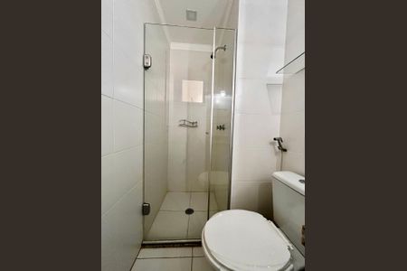 Apartamento à venda com 82m², 3 quartos e 2 vagas Apartamento à venda com 82m², 3 quartos e 2 vagasBanheiro Suíte 1