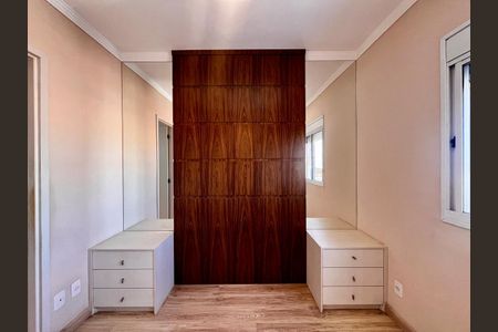 Apartamento à venda com 82m², 3 quartos e 2 vagas Apartamento à venda com 82m², 3 quartos e 2 vagasSuíte 2