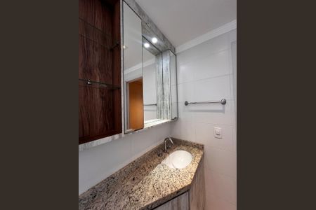 Apartamento à venda com 82m², 3 quartos e 2 vagas Apartamento à venda com 82m², 3 quartos e 2 vagasBanheiro da Suíte 2