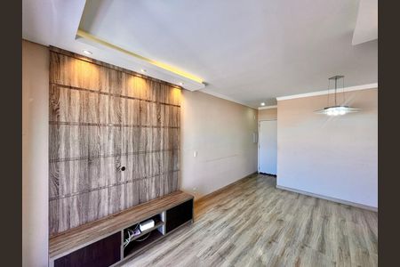 Apartamento à venda com 82m², 3 quartos e 2 vagas Apartamento à venda com 82m², 3 quartos e 2 vagasSala