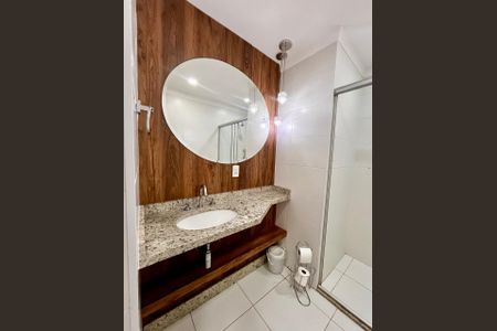 Apartamento à venda com 82m², 3 quartos e 2 vagas Apartamento à venda com 82m², 3 quartos e 2 vagasBanheiro Social