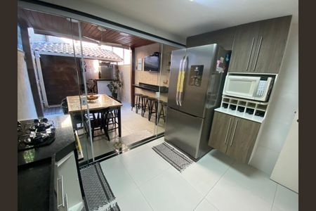 Casa à venda com 75m², 2 quartos e 1 vaga Casa à venda com 75m², 2 quartos e 1 vagaCozinha