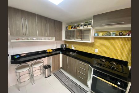 Casa à venda com 75m², 2 quartos e 1 vaga Casa à venda com 75m², 2 quartos e 1 vagaCozinha