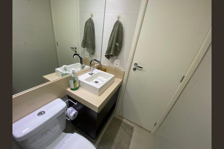 Casa à venda com 75m², 2 quartos e 1 vaga Casa à venda com 75m², 2 quartos e 1 vagaBanheiro Social
