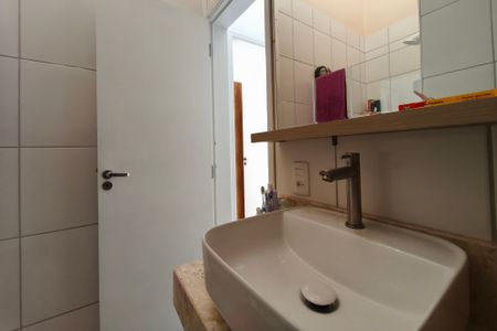 Casa de condomínio à venda com 94m², 2 quartos e 1 vaga Casa de condomínio à venda com 94m², 2 quartos e 1 vagaBanheiro