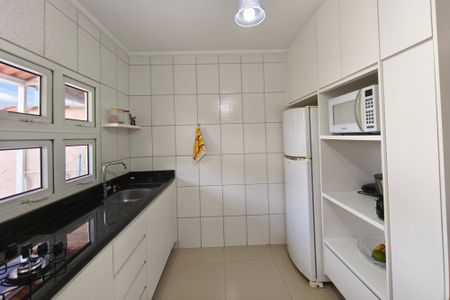 Casa de condomínio à venda com 94m², 2 quartos e 1 vaga Casa de condomínio à venda com 94m², 2 quartos e 1 vagaCozinha