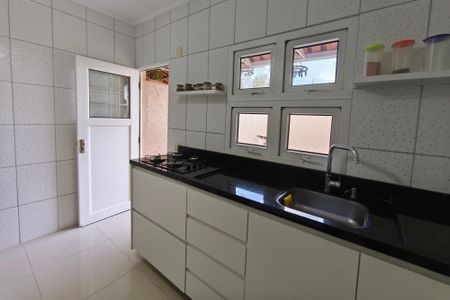 Casa de condomínio à venda com 94m², 2 quartos e 1 vaga Casa de condomínio à venda com 94m², 2 quartos e 1 vagaCozinha