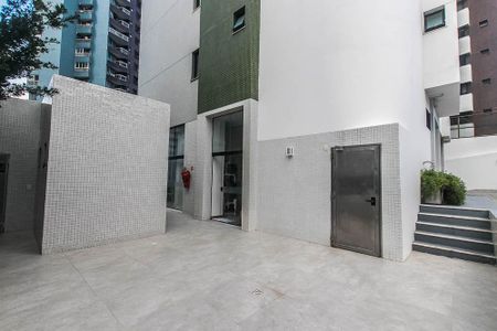 Apartamento para alugar com 142m², 3 quartos e 2 vagas Apartamento para alugar com 142m², 3 quartos e 2 vagasÁrea comum