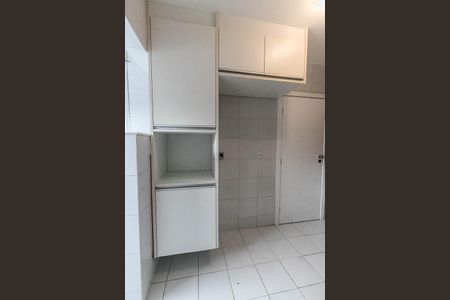 Apartamento para alugar com 142m², 3 quartos e 2 vagas Apartamento para alugar com 142m², 3 quartos e 2 vagasCozinha