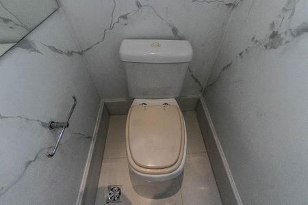 Apartamento para alugar com 142m², 3 quartos e 2 vagas Apartamento para alugar com 142m², 3 quartos e 2 vagasBanheiro do Quarto 3