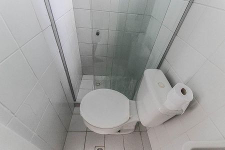 Apartamento para alugar com 142m², 3 quartos e 2 vagas Apartamento para alugar com 142m², 3 quartos e 2 vagasBanheiro de Serviço