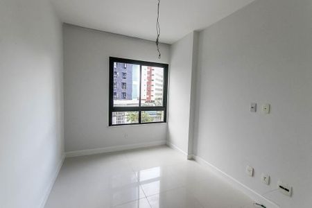 Apartamento para alugar com 142m², 3 quartos e 2 vagas Apartamento para alugar com 142m², 3 quartos e 2 vagasQuarto