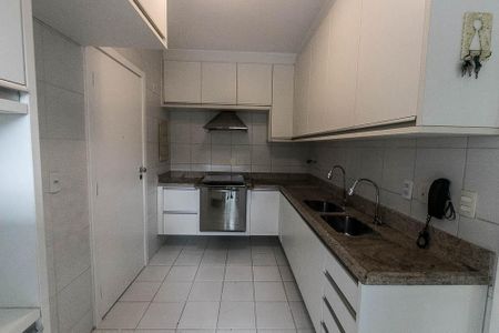 Apartamento para alugar com 142m², 3 quartos e 2 vagas Apartamento para alugar com 142m², 3 quartos e 2 vagasCozinha