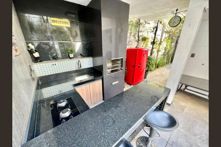 Casa à venda com 198m², 3 quartos e 3 vagas Casa à venda com 198m², 3 quartos e 3 vagasEspaço Gourmet
