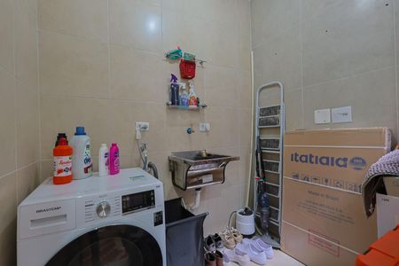 Apartamento à venda com 70m², 2 quartos e 1 vaga Apartamento à venda com 70m², 2 quartos e 1 vagaÁrea de Serviço