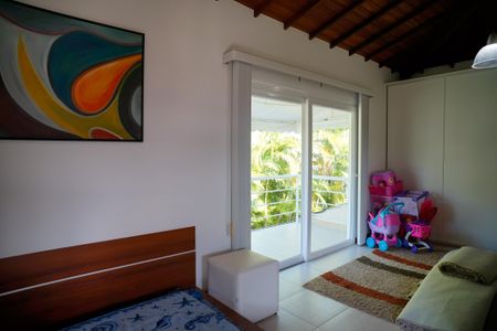 Casa de condomínio à venda com 315m², 4 quartos e 4 vagas Casa de condomínio à venda com 315m², 4 quartos e 4 vagasSuíte 4