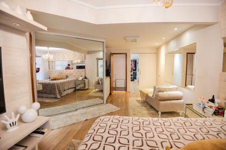 Apartamento à venda com 170m², 2 quartos e 3 vagas Apartamento à venda com 170m², 2 quartos e 3 vagasSuíte 2