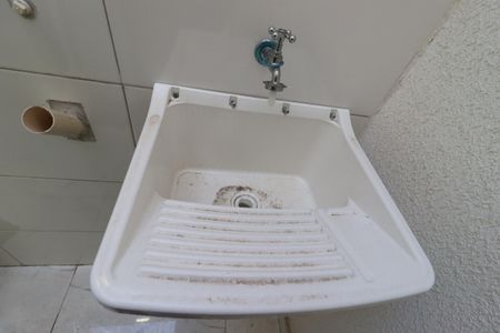 Casa à venda com 96m², 2 quartos e 1 vagaÁrea de Serviço - Tanque