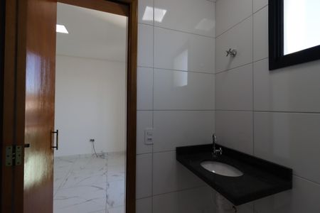 Casa à venda com 96m², 2 quartos e 1 vagaBanheiro da Suíte 2