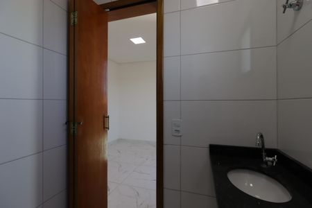Casa à venda com 96m², 2 quartos e 1 vagaBanheiro da Suíte 2