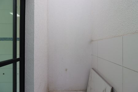 Casa à venda com 96m², 2 quartos e 1 vagaÁrea de Serviço