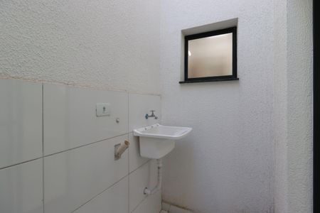 Casa à venda com 96m², 2 quartos e 1 vagaÁrea de Serviço