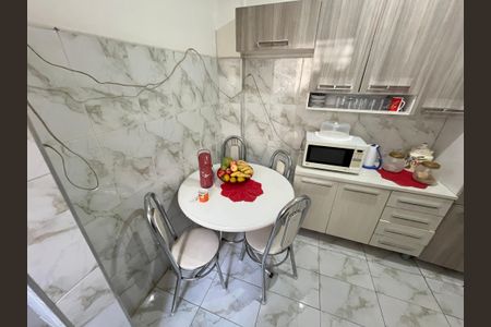 Apartamento à venda com 70m², 2 quartos e 1 vagaCozinha
