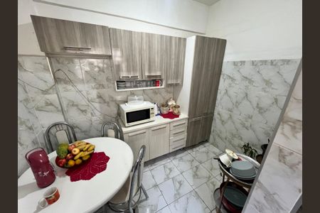 Apartamento à venda com 70m², 2 quartos e 1 vagaCozinha