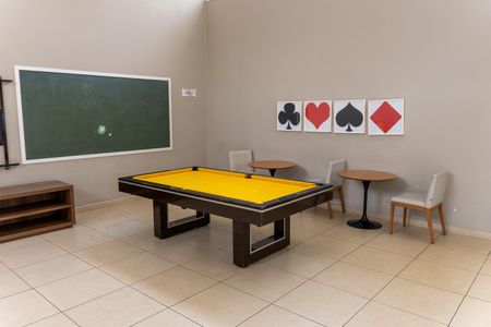 Apartamento à venda com 48m², 2 quartos e 1 vaga Apartamento à venda com 48m², 2 quartos e 1 vagaÁrea comum - Salão de festas