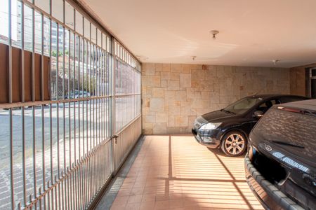 Casa à venda com 310m², 3 quartos e 4 vagasGaragem