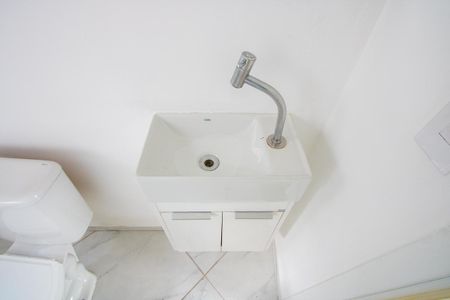 Apartamento à venda com 102m², 2 quartos e 2 vagas Apartamento à venda com 102m², 2 quartos e 2 vagasBanheiro Suíte